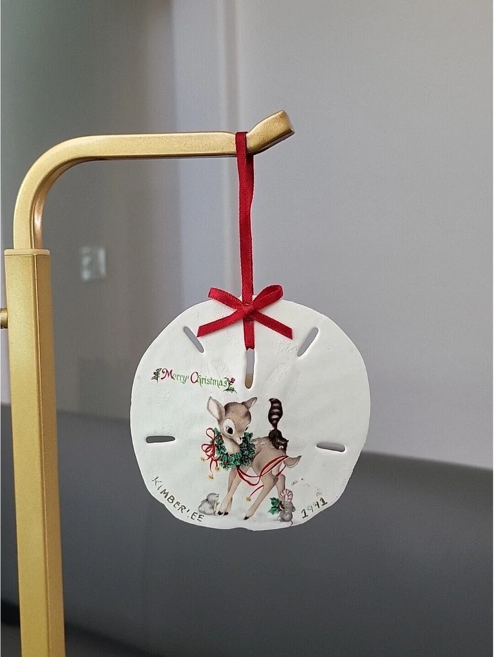 Vtg Christmas Ornament 1991 Plays Christmas Tunes Handpainted Sand Dollar Forest